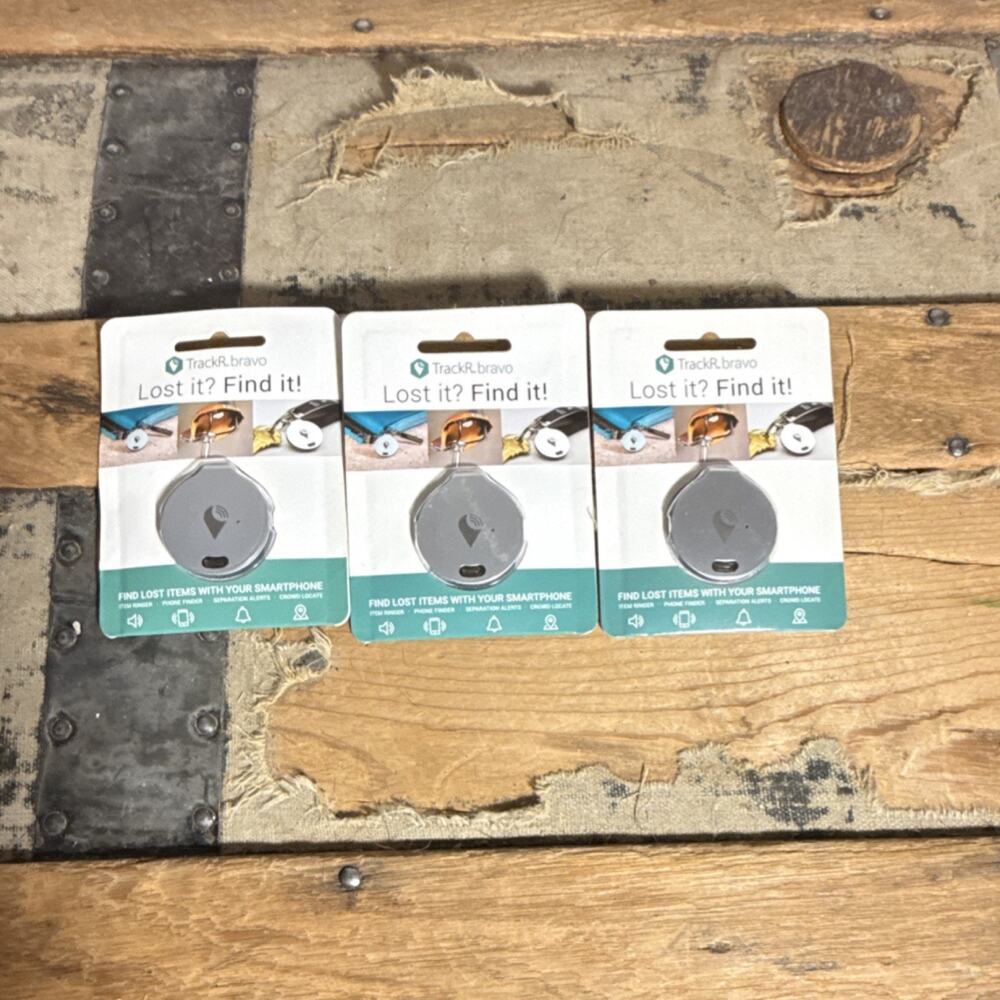 TrackR Bravo Bluetooth Tracking Device Lot of 3 - Model U16-C0357